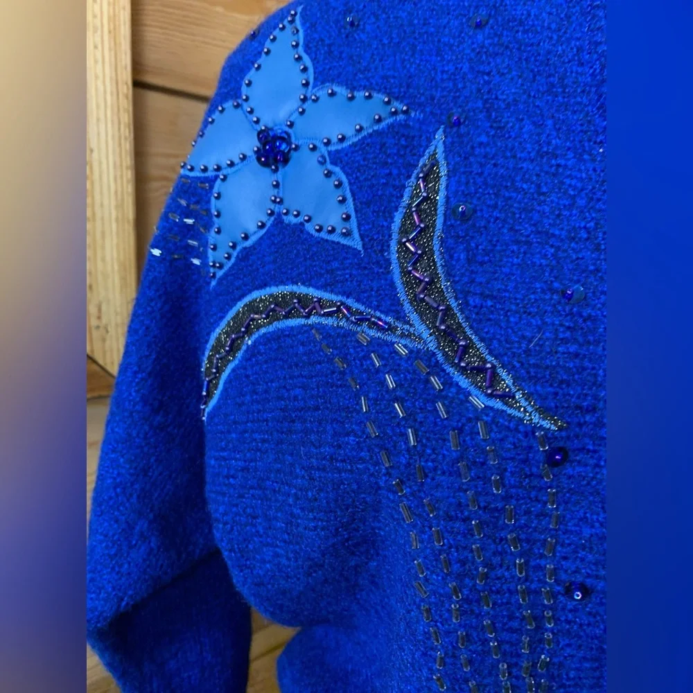 Vintage‎ Embroidered Beads Faux Leather Blue Floral Women's Cardigan Sweater - Picture 3 of 10